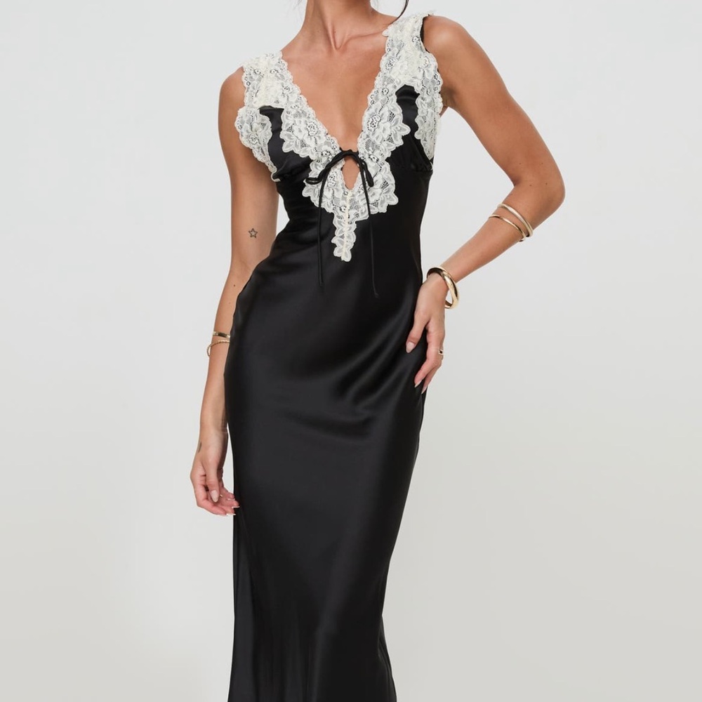 Princess Polly Black and White Chemise